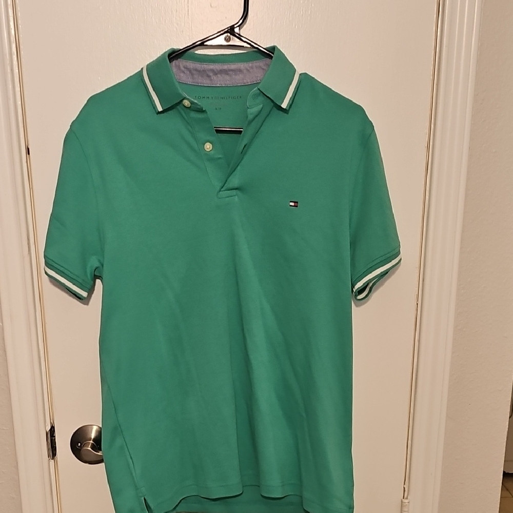Tommy Hilfiger Green Polo Shirt with Contrast Tipping